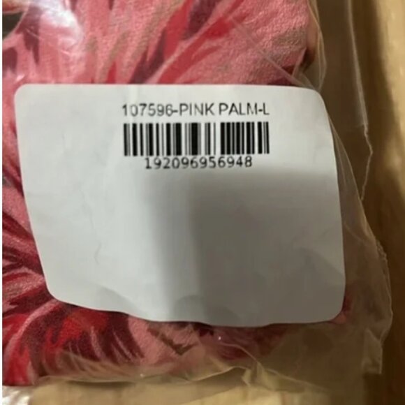 NWT Bebe Tropical Print halter dress - Picture 2 of 4